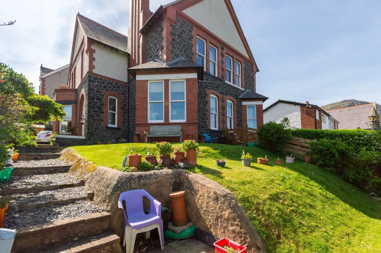 Celyn Street, Penmaenmawr, LL34, photo 20