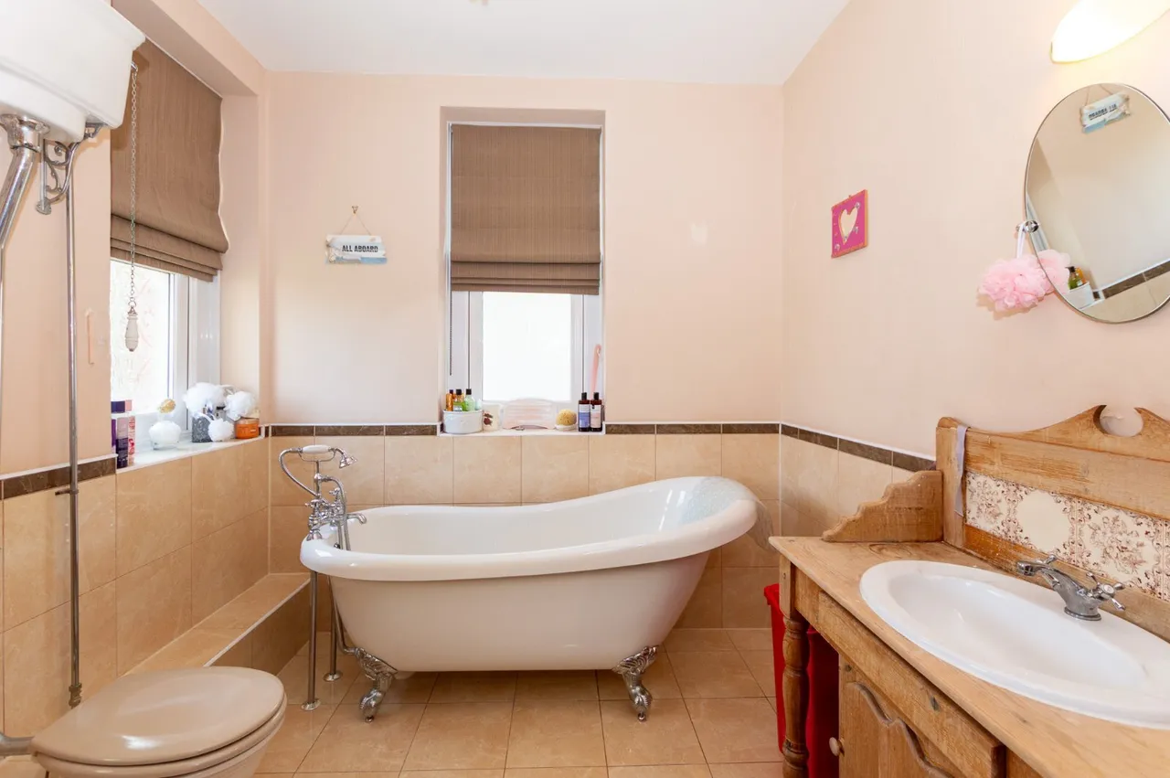 Celyn Street, Penmaenmawr, LL34, photo 9