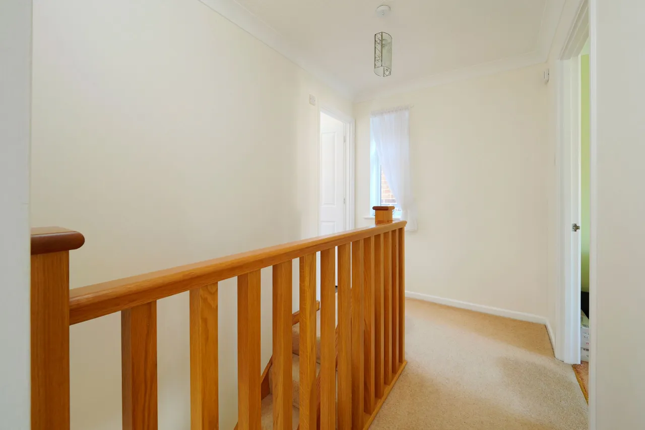 Mount Pleasant Close, Lyminge, CT18, photo 10