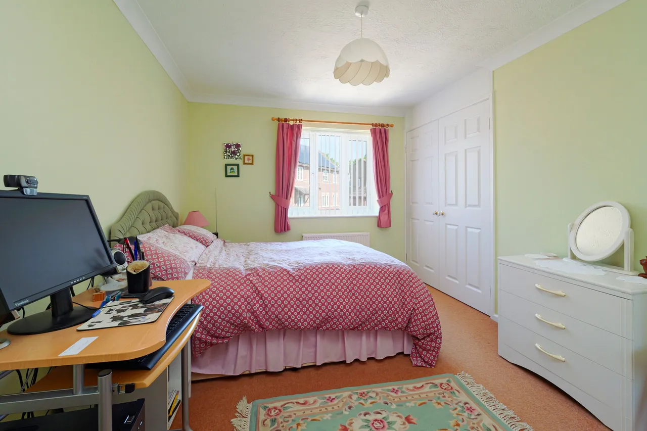 Mount Pleasant Close, Lyminge, CT18, photo 11