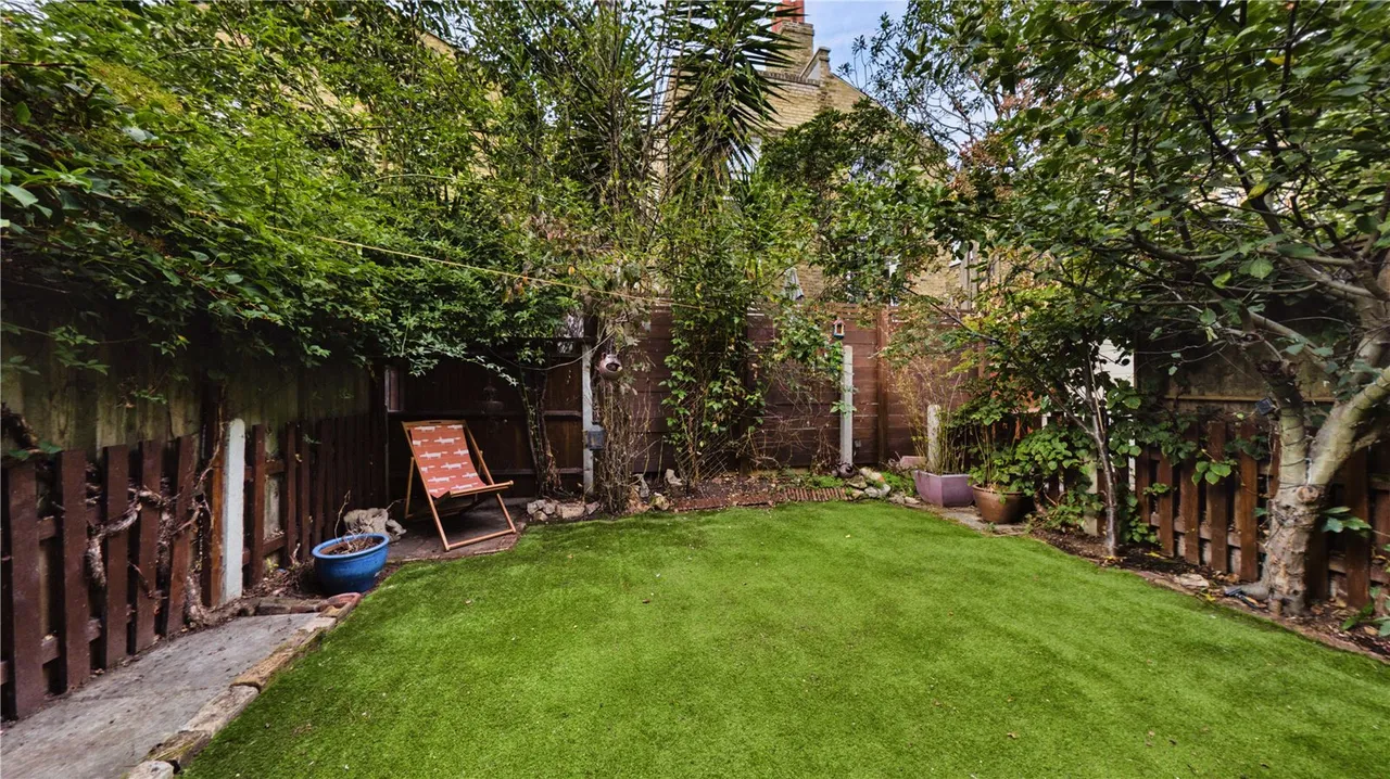Langley Lane, London, SW8, photo 33