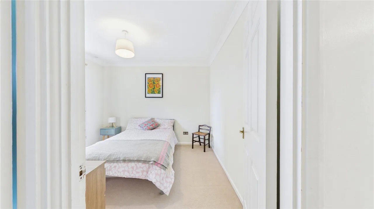 Langley Lane, London, SW8, photo 13