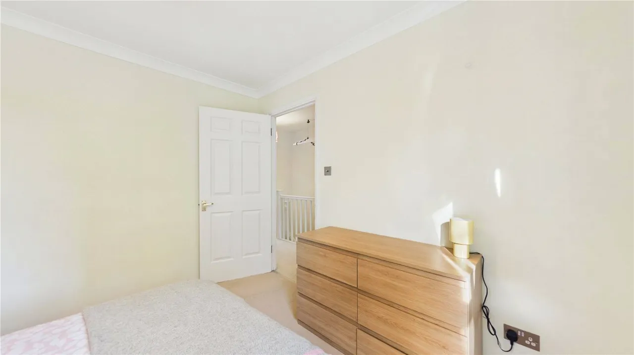 Langley Lane, London, SW8, photo 19