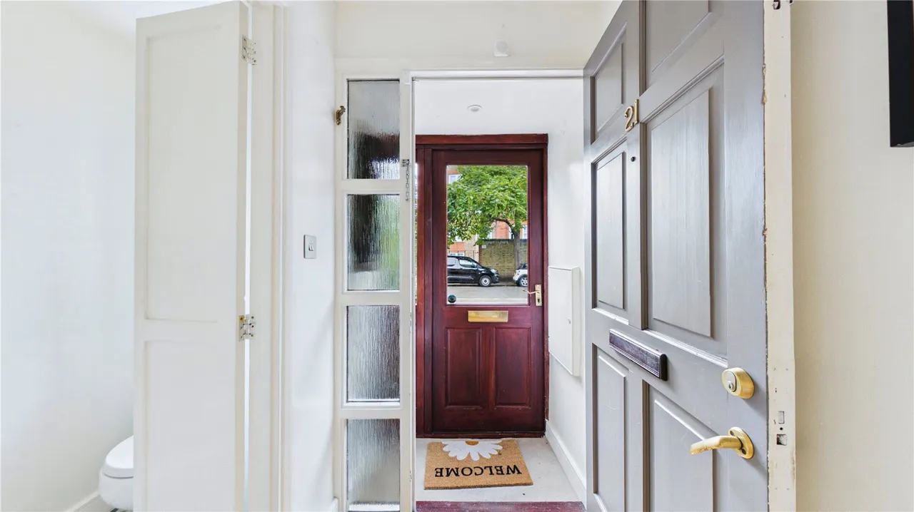 Langley Lane, London, SW8, photo 36