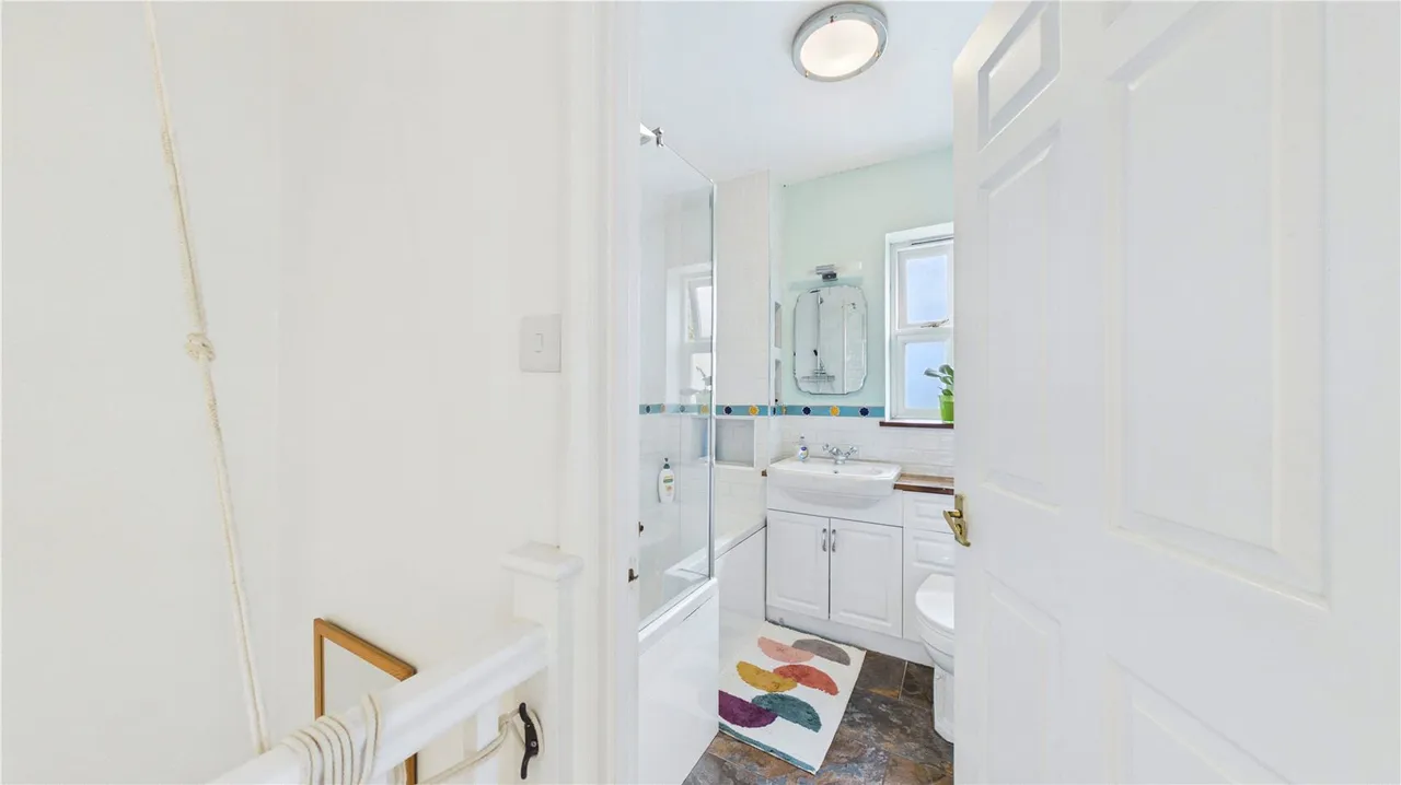 Langley Lane, London, SW8, photo 11