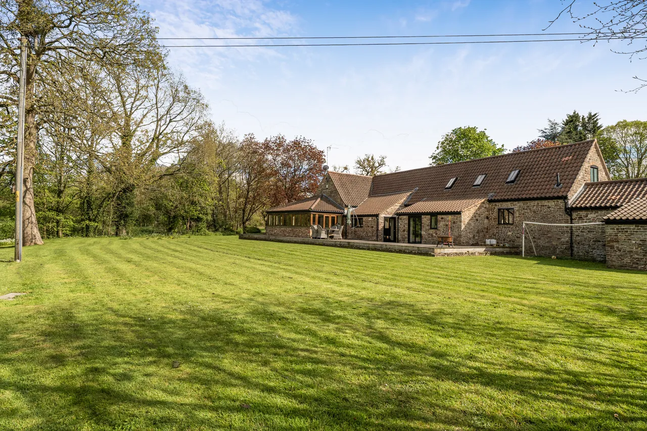 Damery Lane, Berkeley, GL13, photo 8