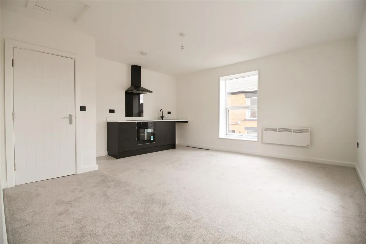 1 bed flat to rent, Danty Street, Dukinfield