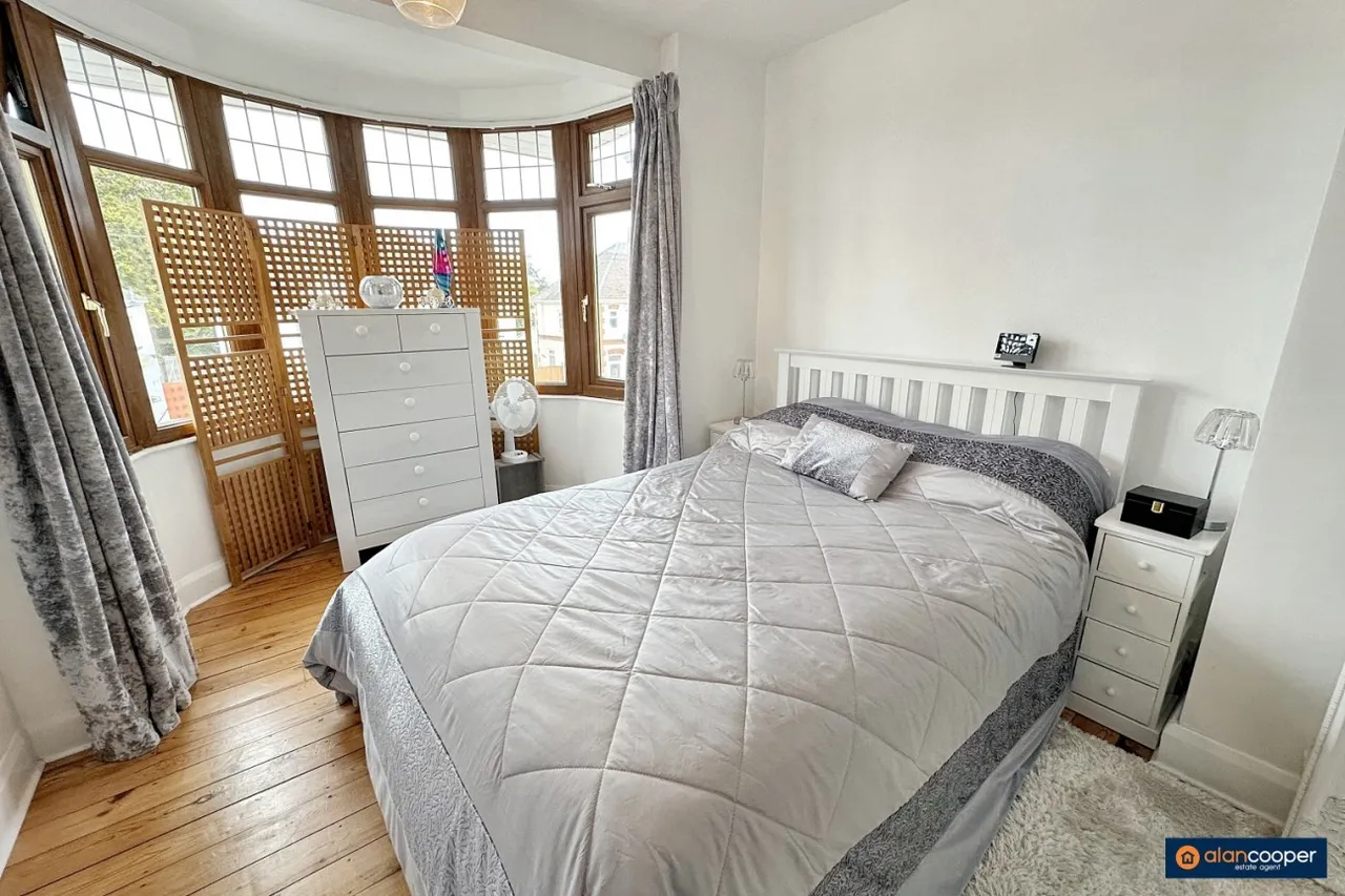 Ryde Avenue, Weddington, CV10, photo 11