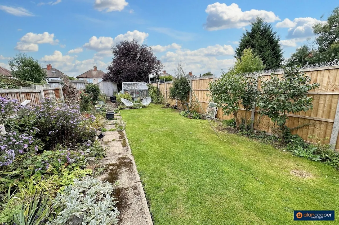 Ryde Avenue, Weddington, CV10, photo 18