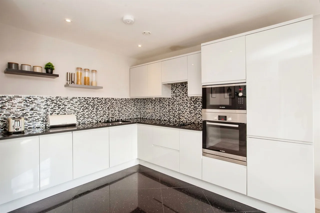 Granville Road, Watford, WD18, photo 3
