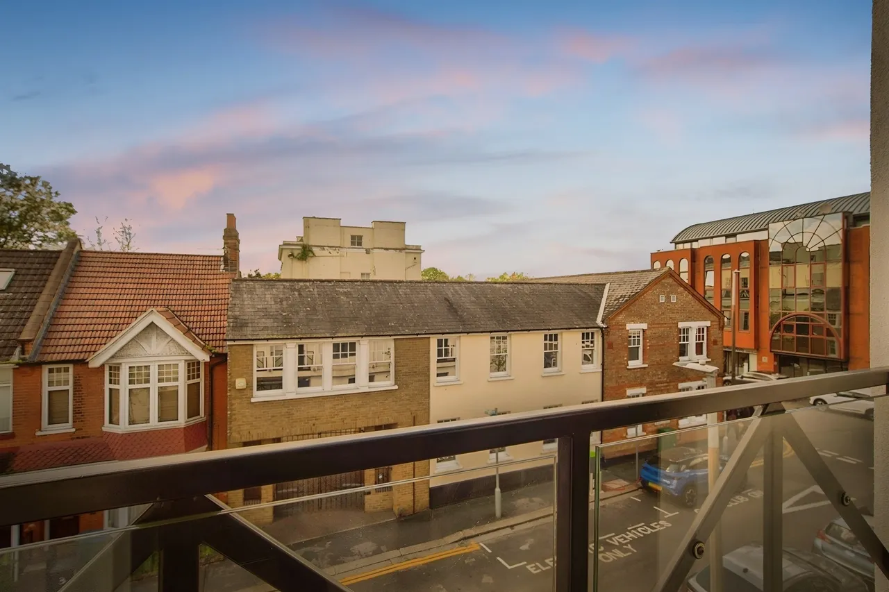 Granville Road, Watford, WD18, photo 11