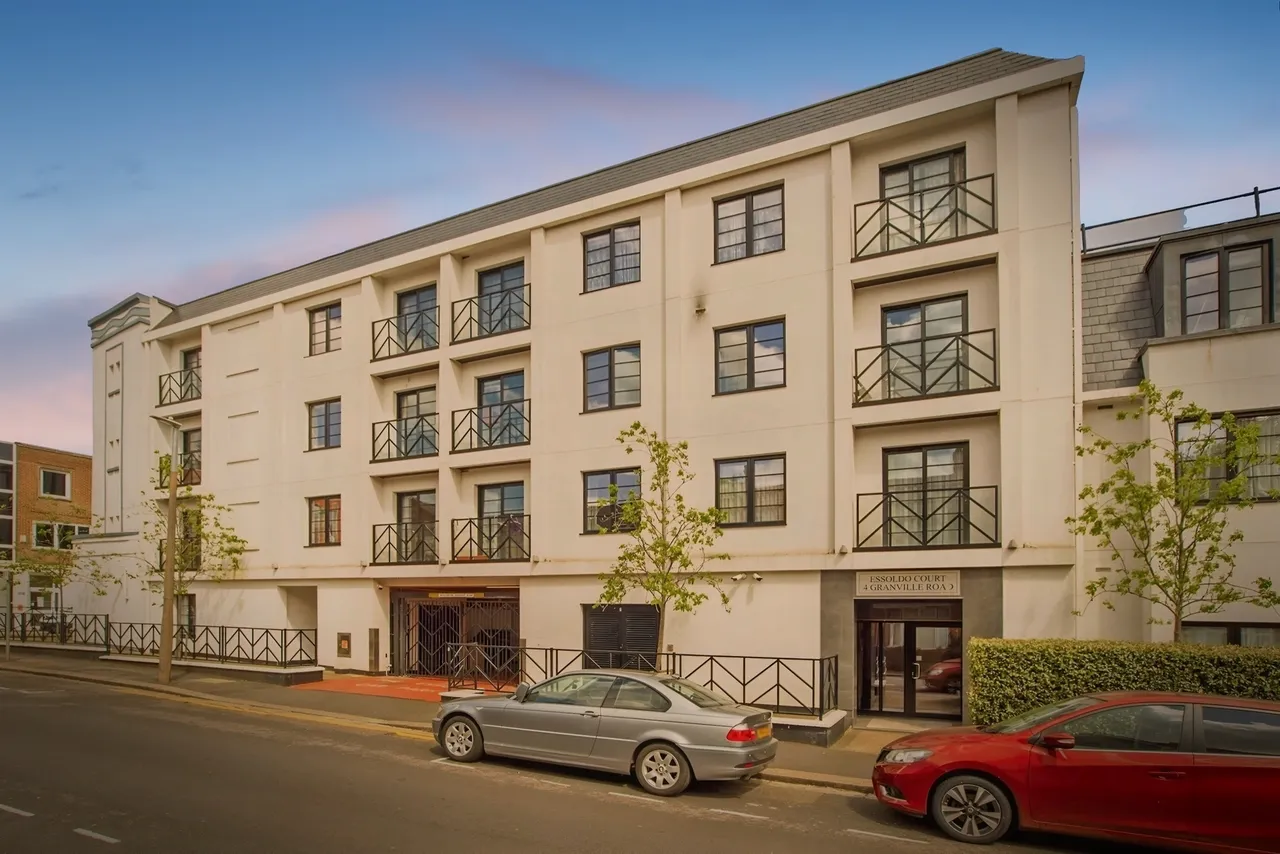 2 bed flat for sale, Granville Road, Watford, WD18