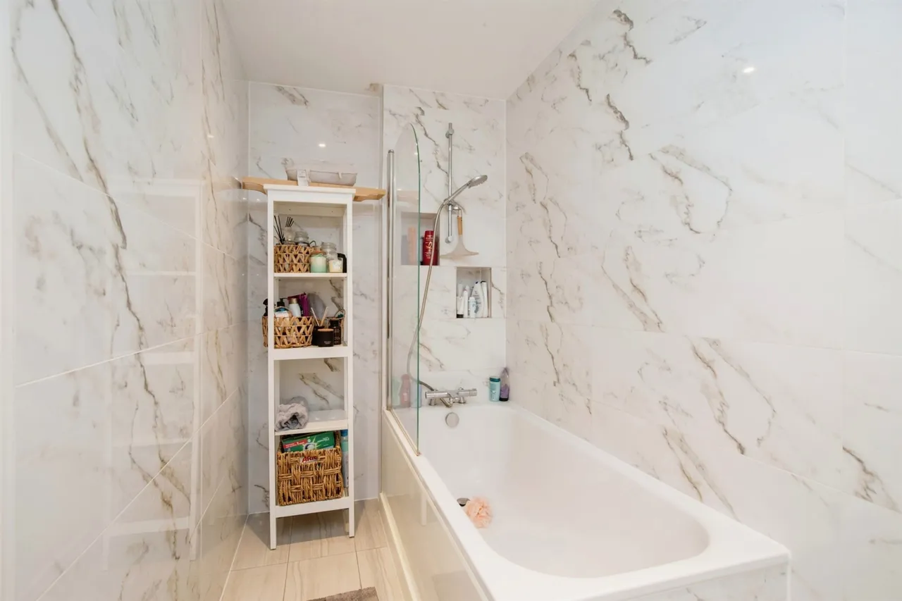 Granville Road, Watford, WD18, photo 13