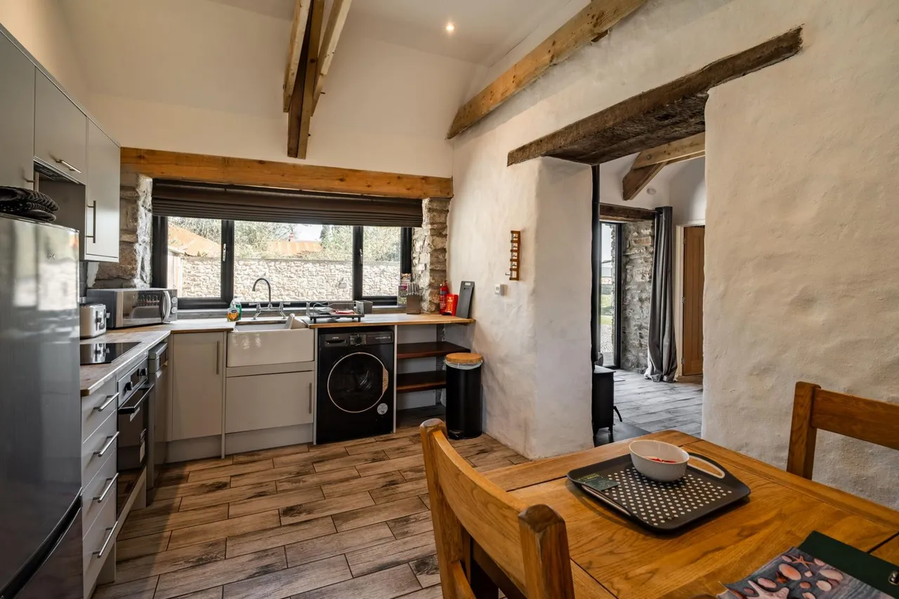 Johnston, Haverfordwest, SA62, photo 54