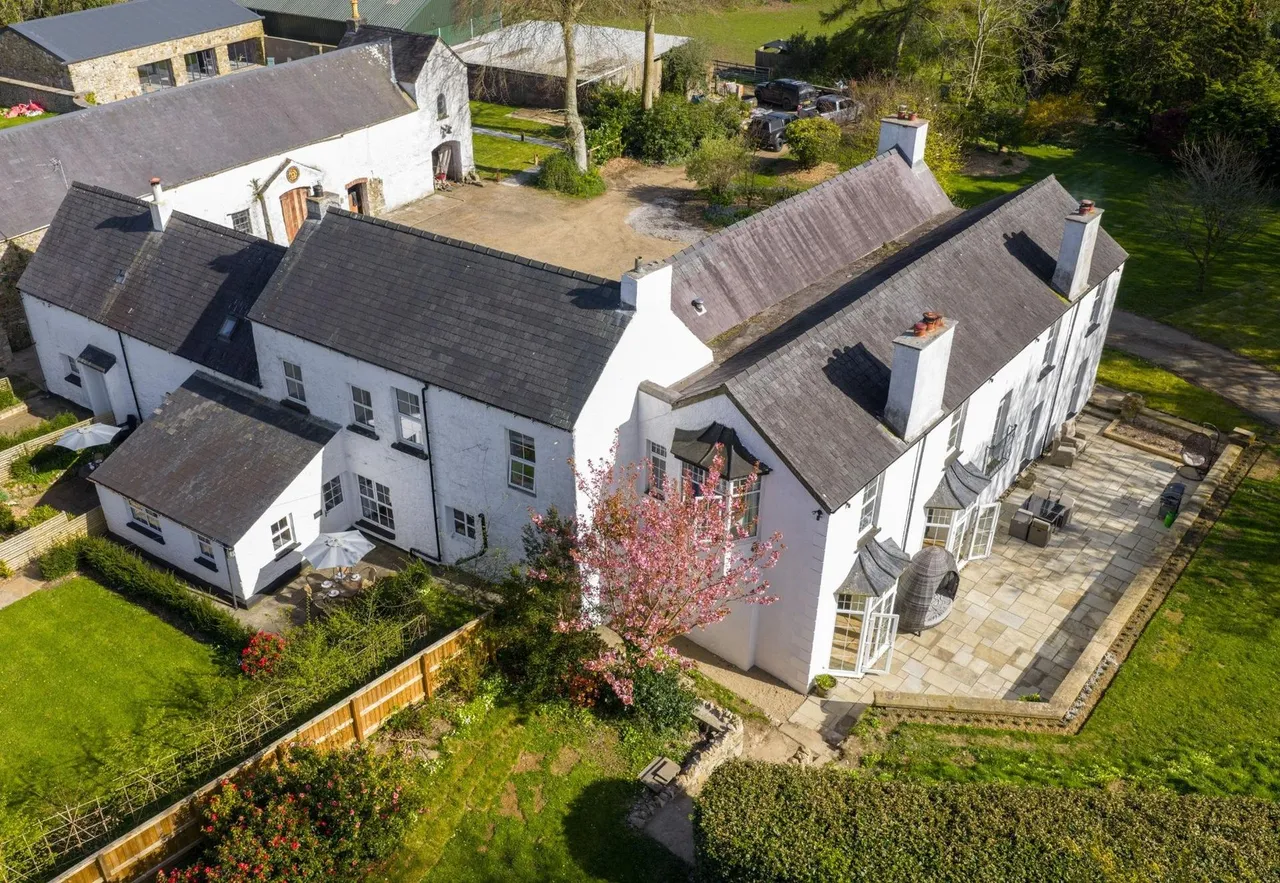 Johnston, Haverfordwest, SA62, photo 51