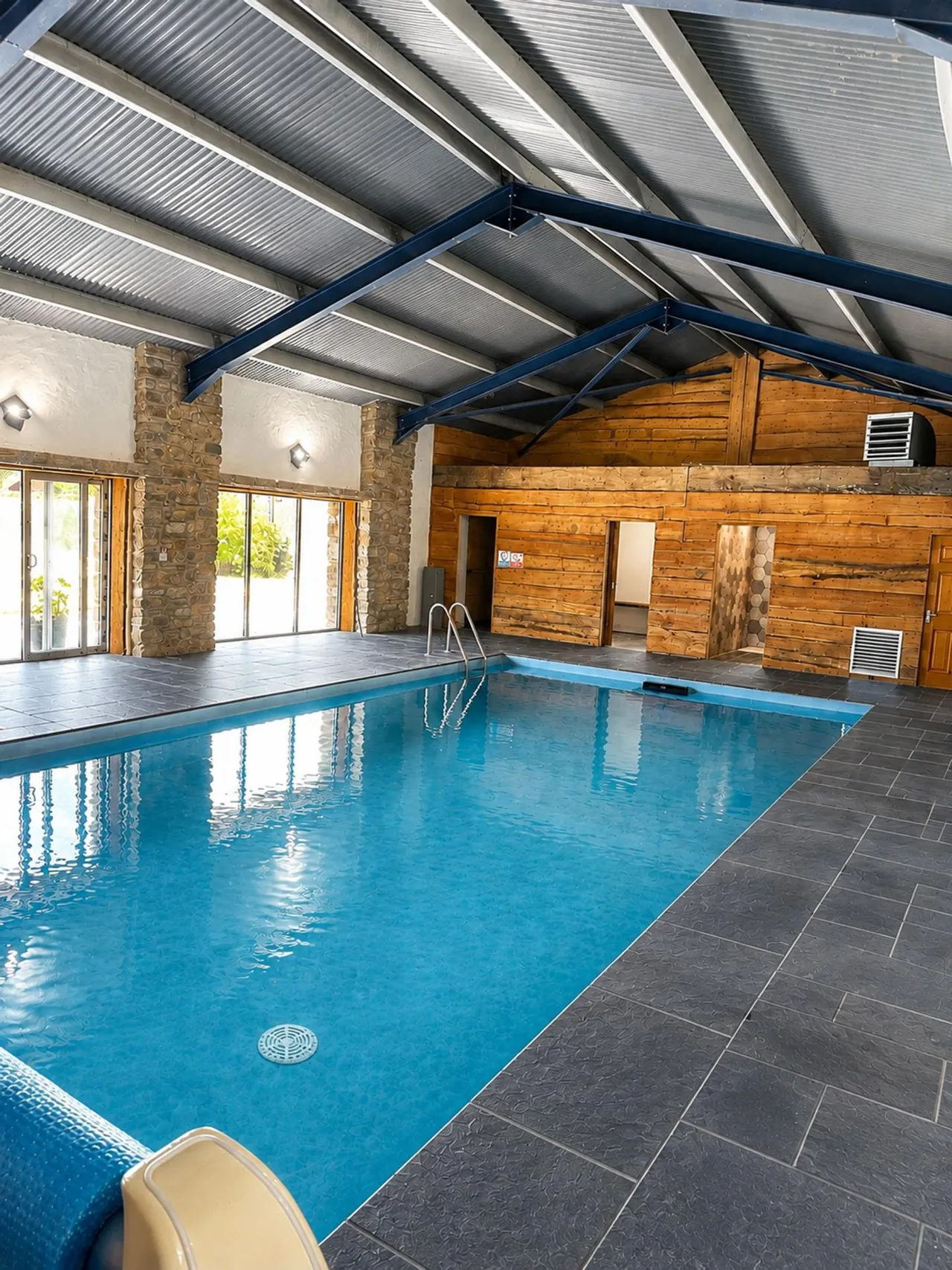 Johnston, Haverfordwest, SA62, photo 45