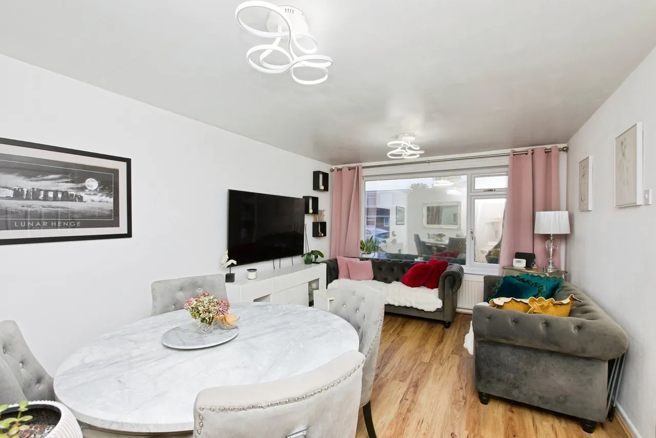 Gretton Avenue, Burton-on-Trent, DE13, photo 2