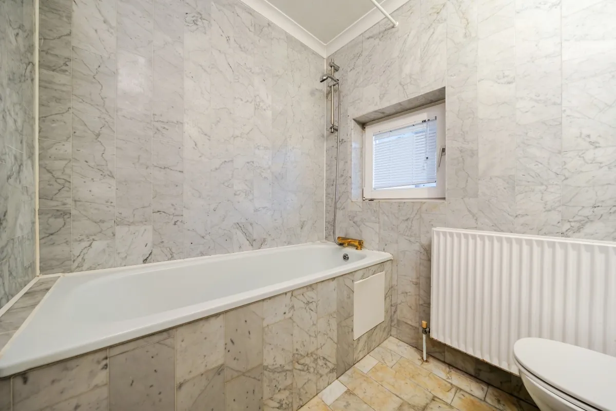 Queen Of Denmark Court, Rotherhithe, ..., photo 4