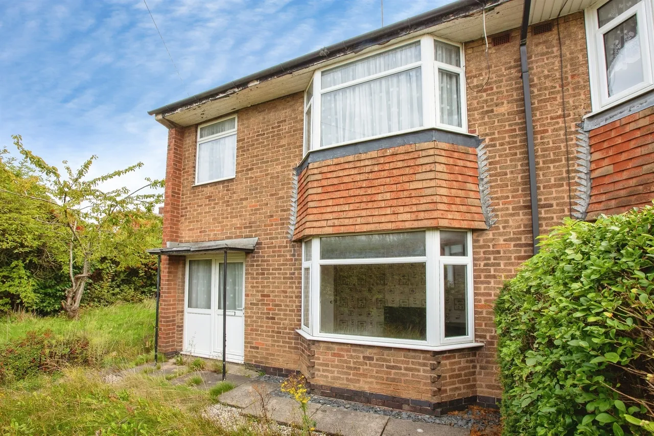 3 bed house for sale, Greenhill Lane, Leabrooks, DE55
