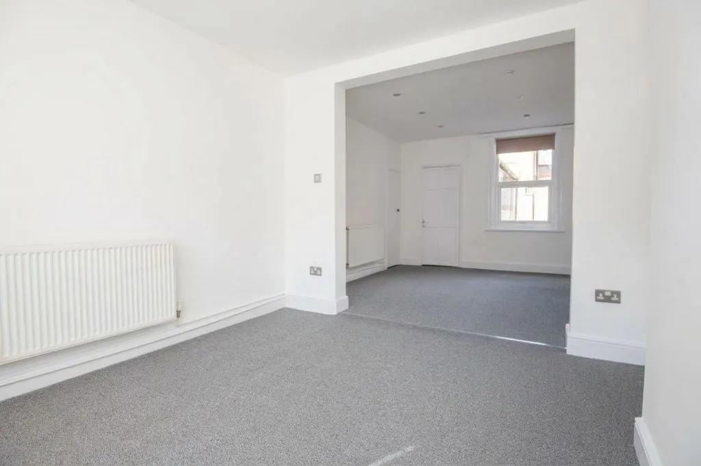 Palk Road, Wellingborough, NN8, photo 5