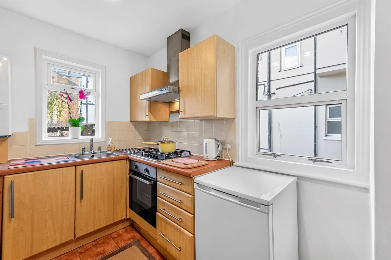 Netherwood Road, London, W14, photo 10