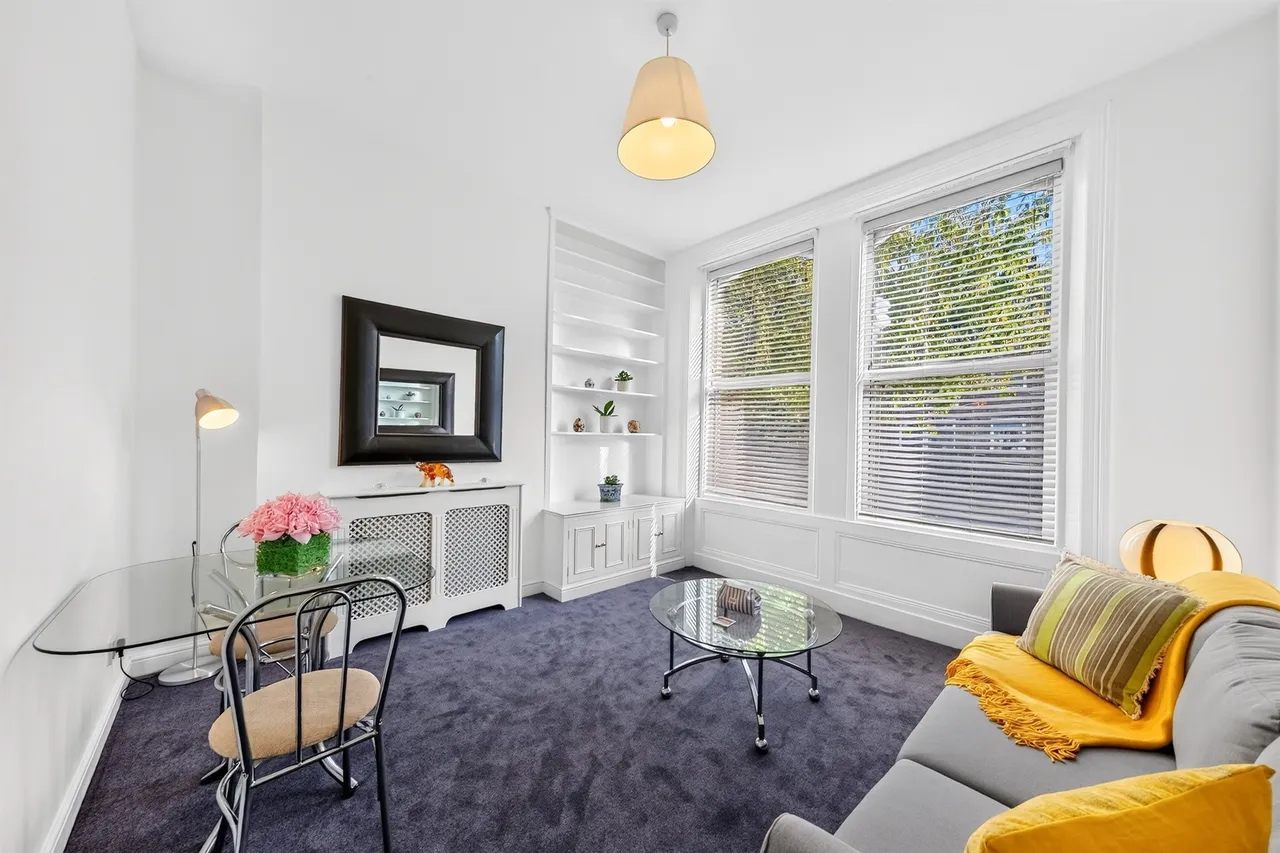 Netherwood Road, London, W14, photo 2
