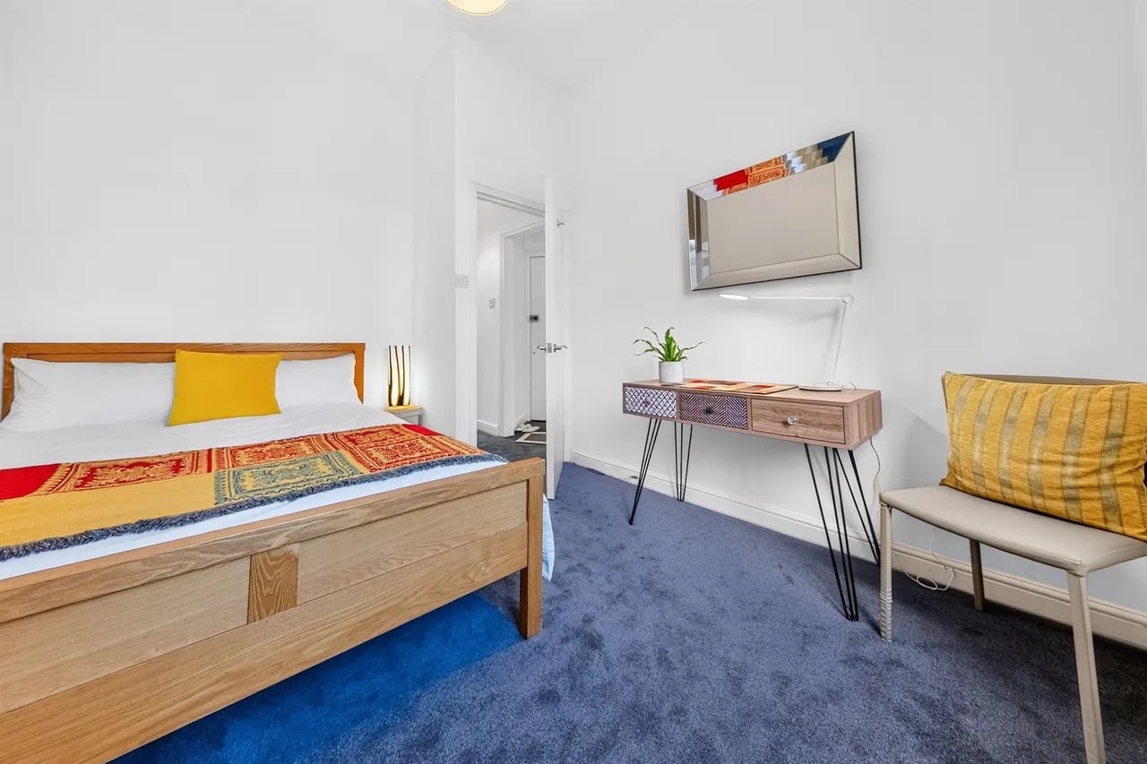 Netherwood Road, London, W14, photo 13