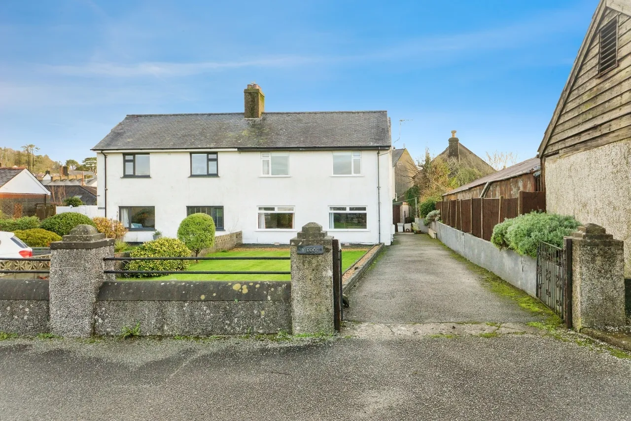 3 bed house for sale, Criccieth, LL52