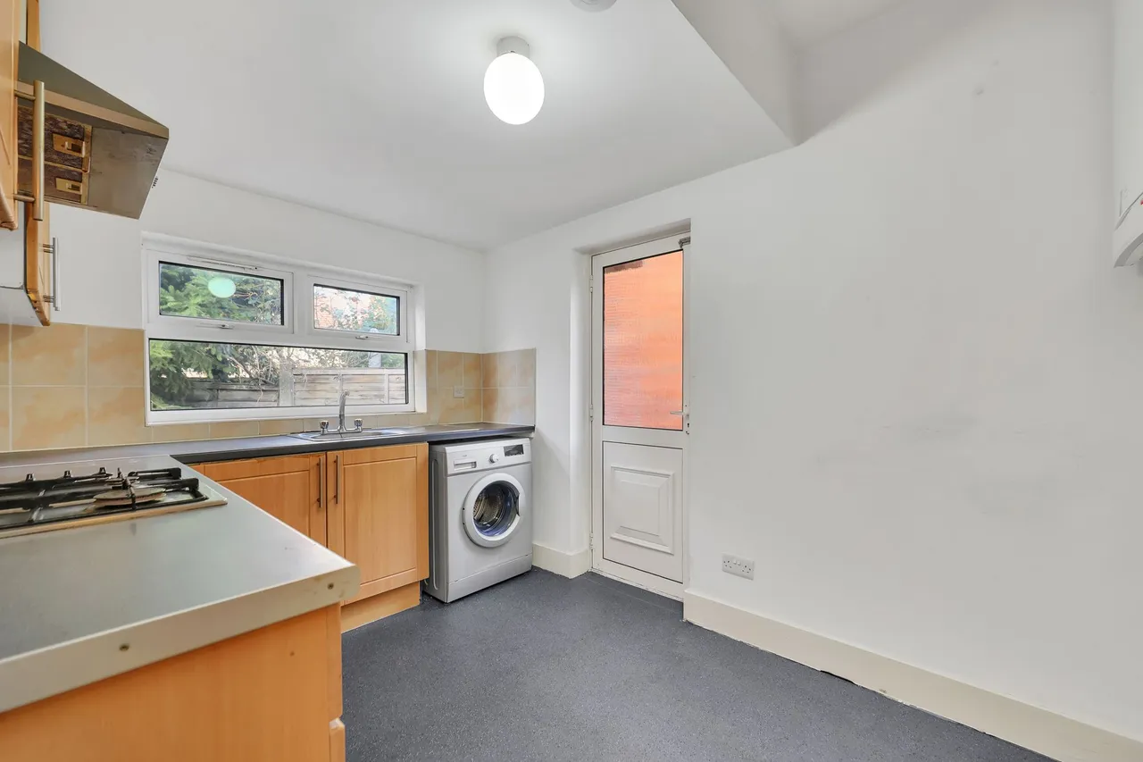 Hazeldean Road, London, NW10, photo 12