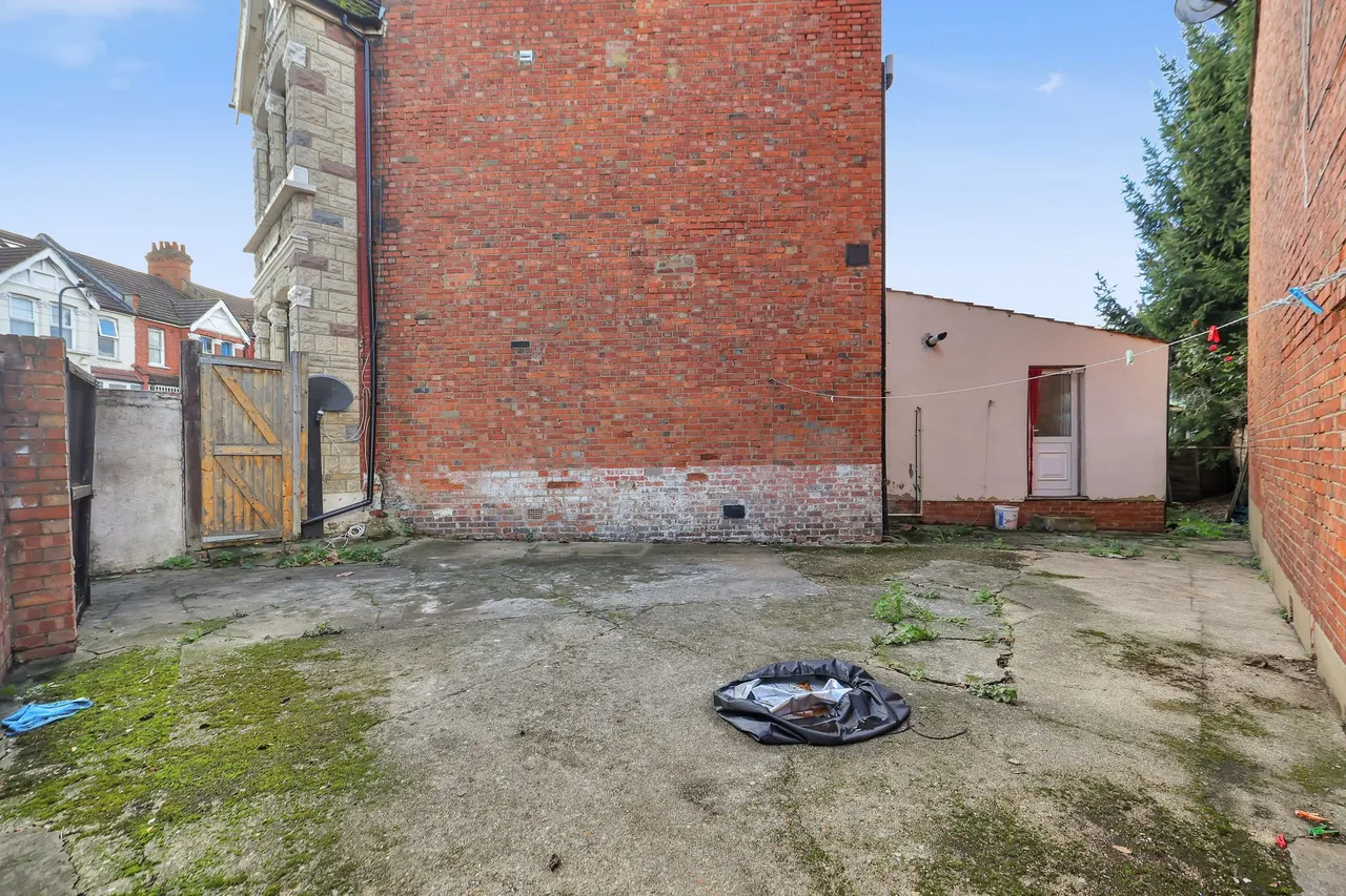 Hazeldean Road, London, NW10, photo 13