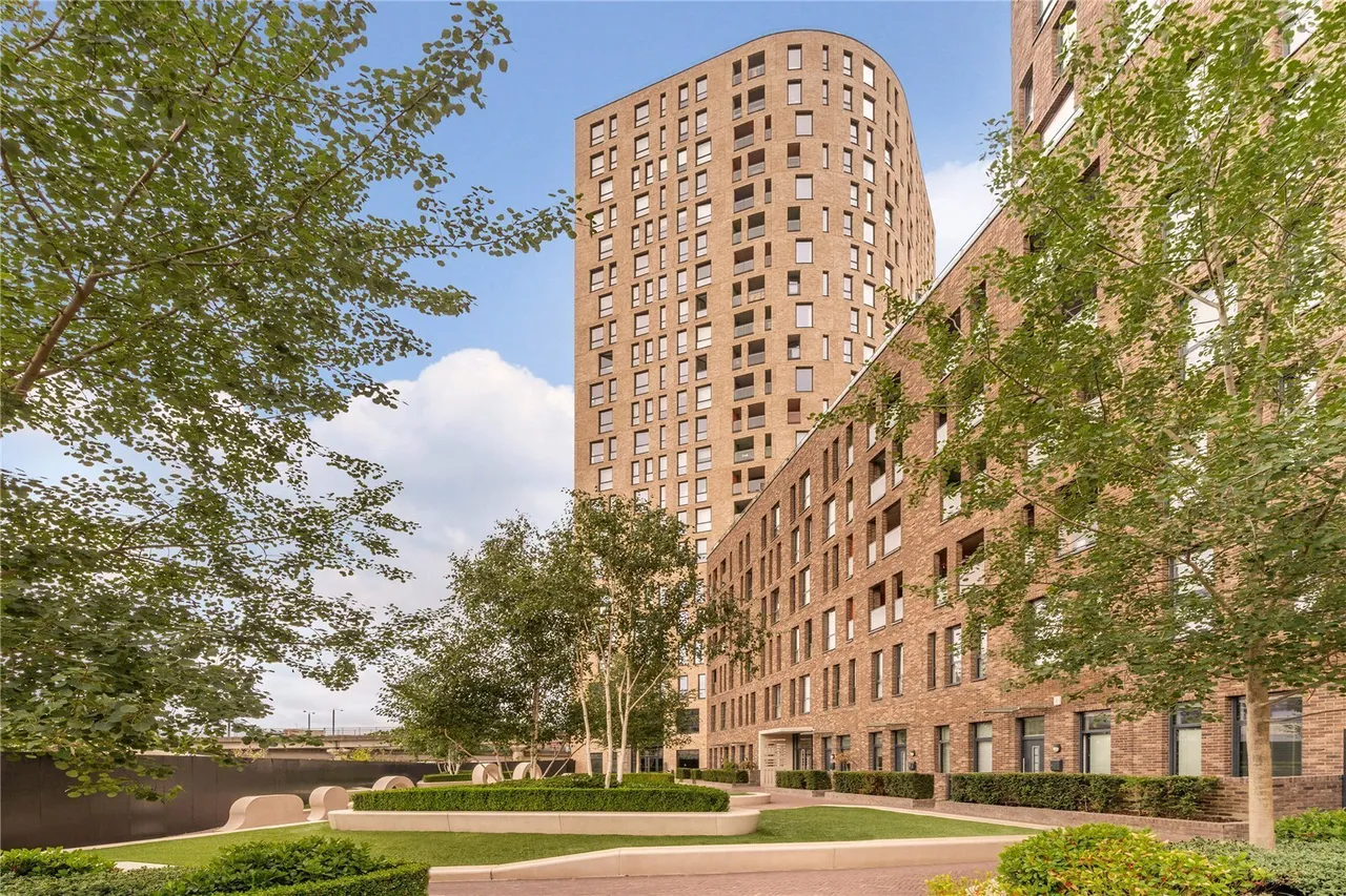 Williamsburg Plaza, London, E14, photo 6