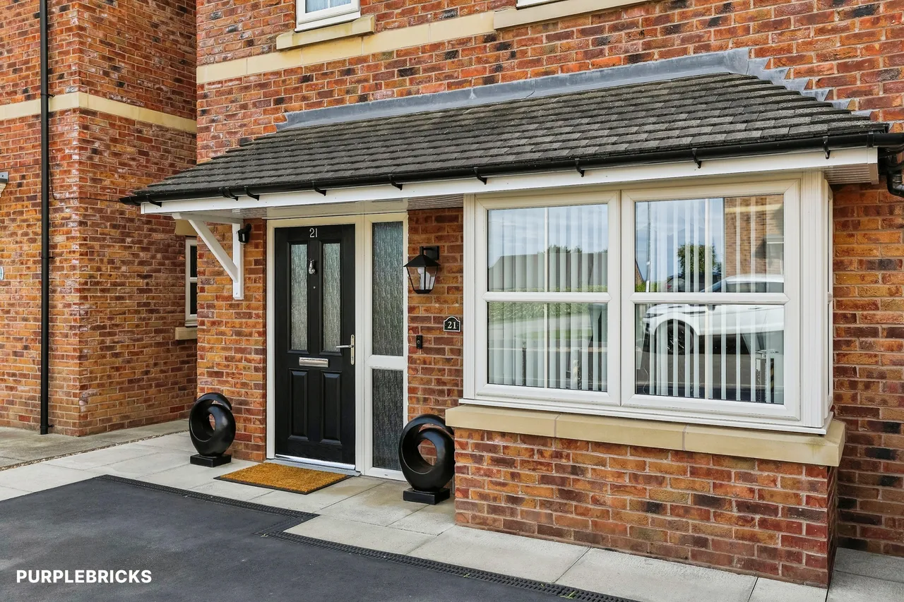 Hall Gardens, Barnsley, S72, photo 13