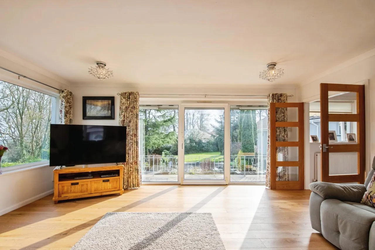 Grange-over-sands, LA11, photo 10