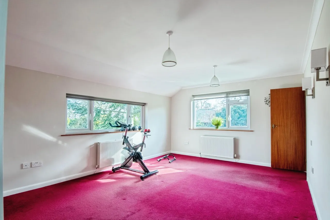 Grange-over-sands, LA11, photo 19
