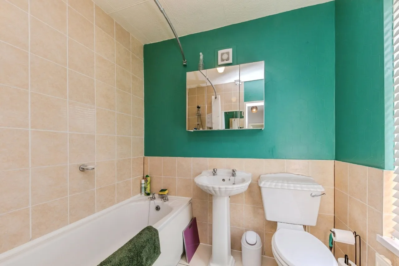 Belgrave Road, Macclesfield, Cheshire, SK11, photo 10