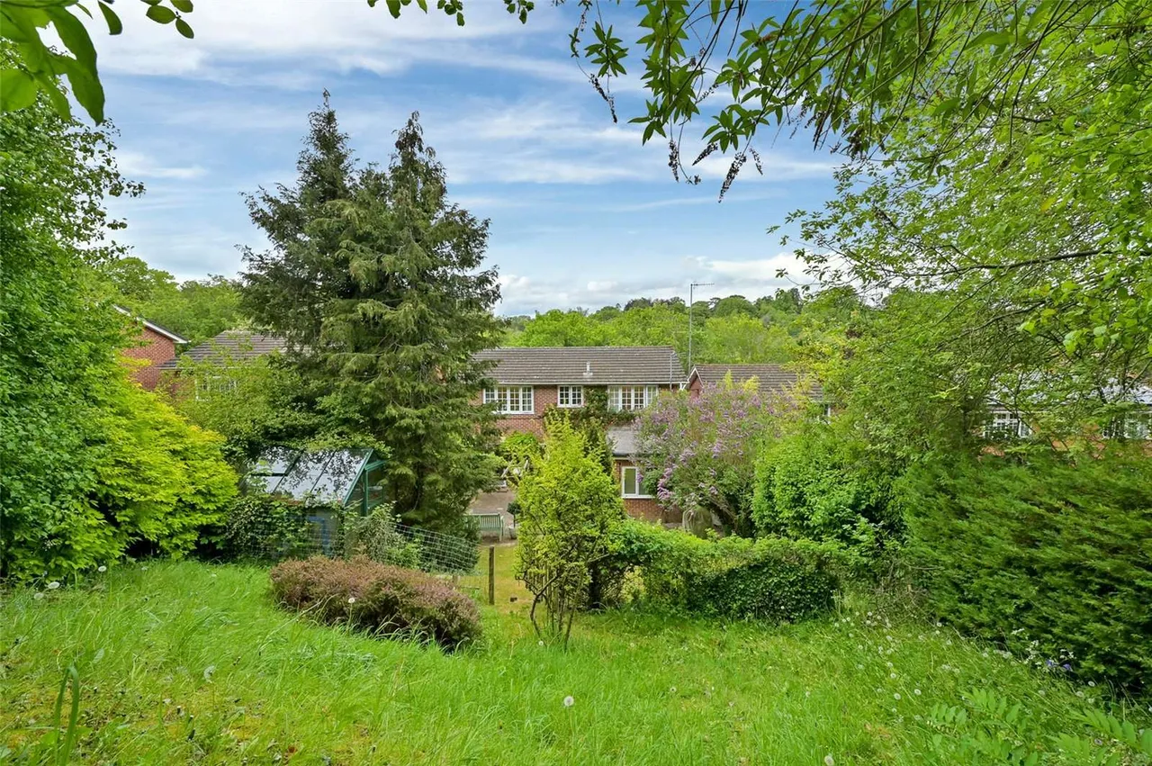 Deanfield Road, Henley-on-Thames, RG9, photo 15