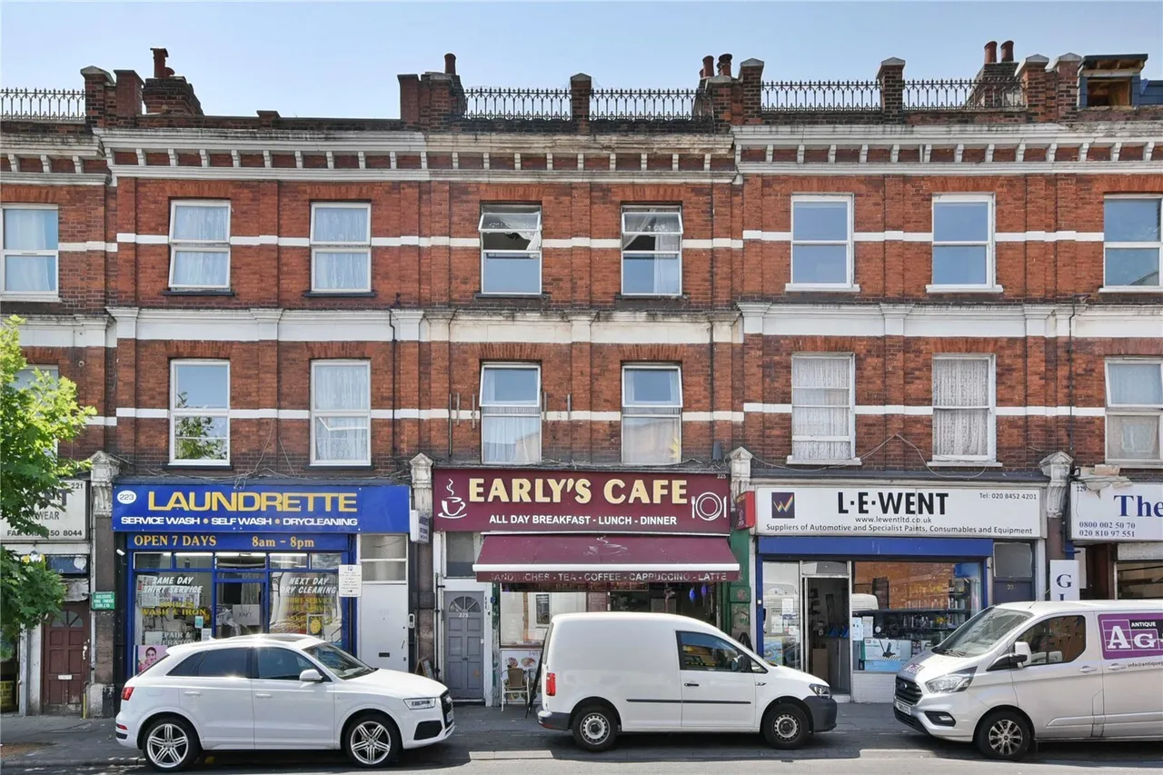 Cricklewood Broadway, Cricklewood, NW2, photo 7