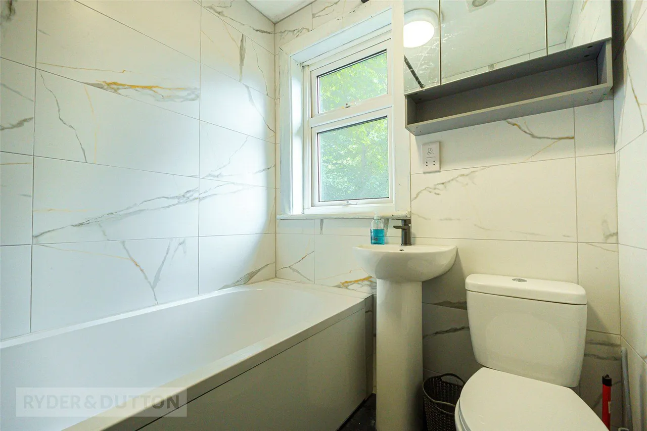 Haywood Avenue, Marsh, HD3, photo 9