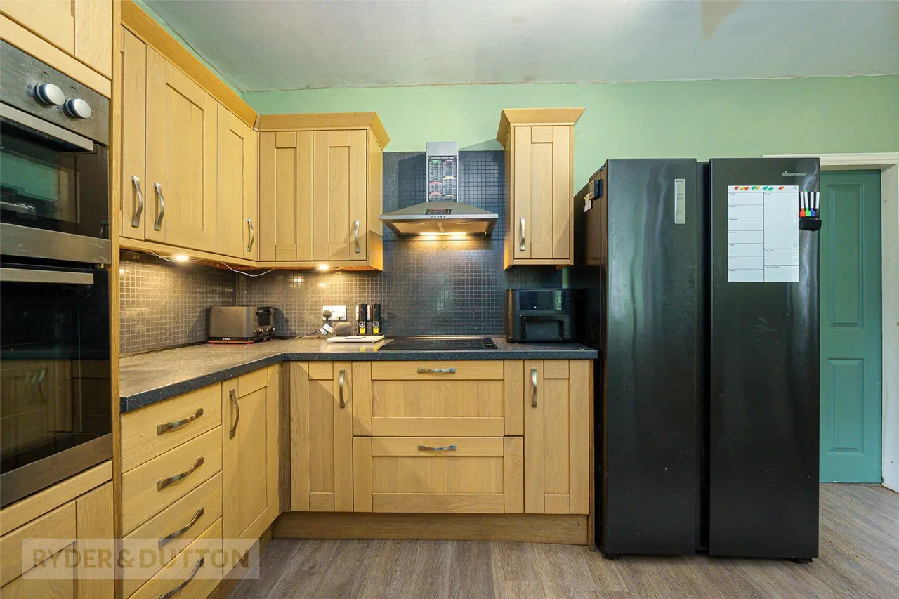 Haywood Avenue, Marsh, HD3, photo 3