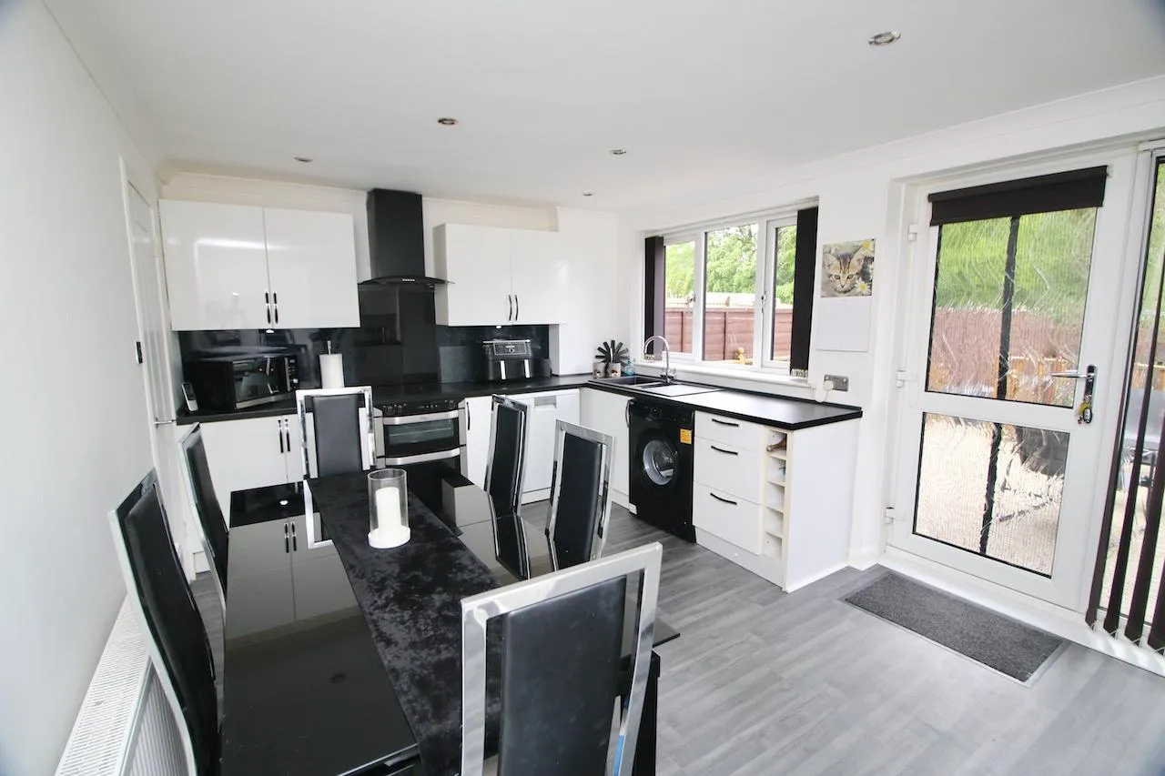 Woodland Way, Cumbernauld, G67 2BE, photo 6