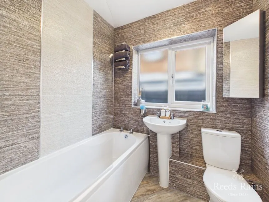 Eastfield Road, Keyingham, HU12, photo 16