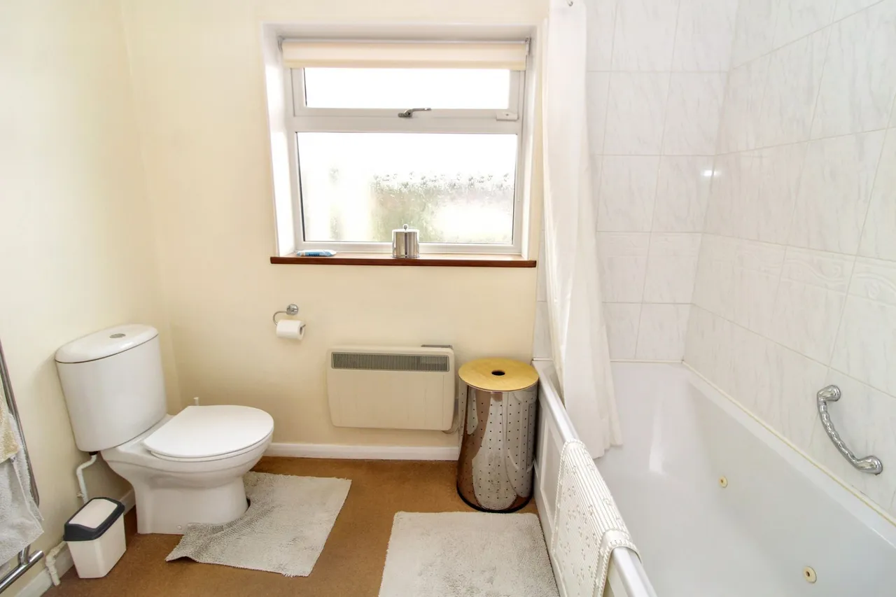 Inkerman Drive, Hazlemere, HP15, photo 18