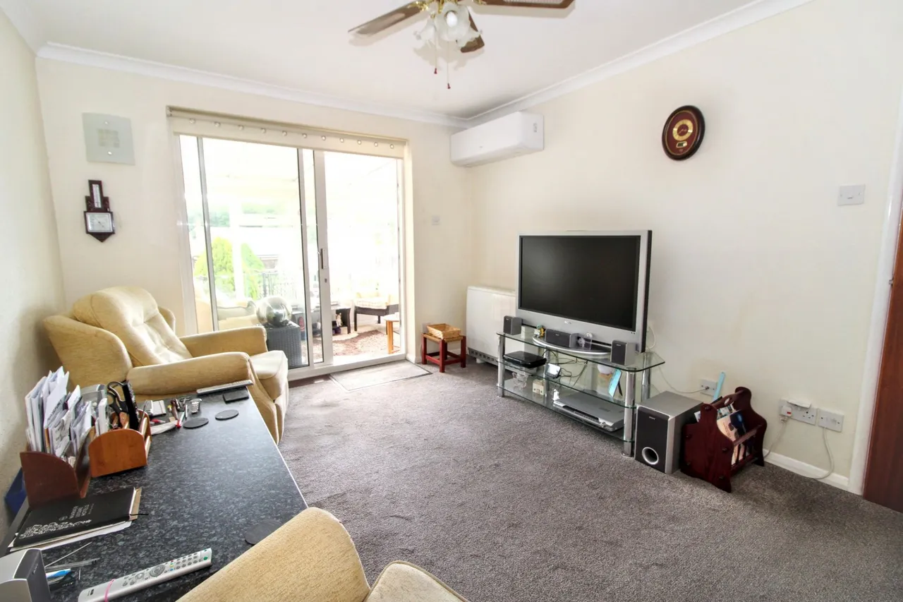 Inkerman Drive, Hazlemere, HP15, photo 13