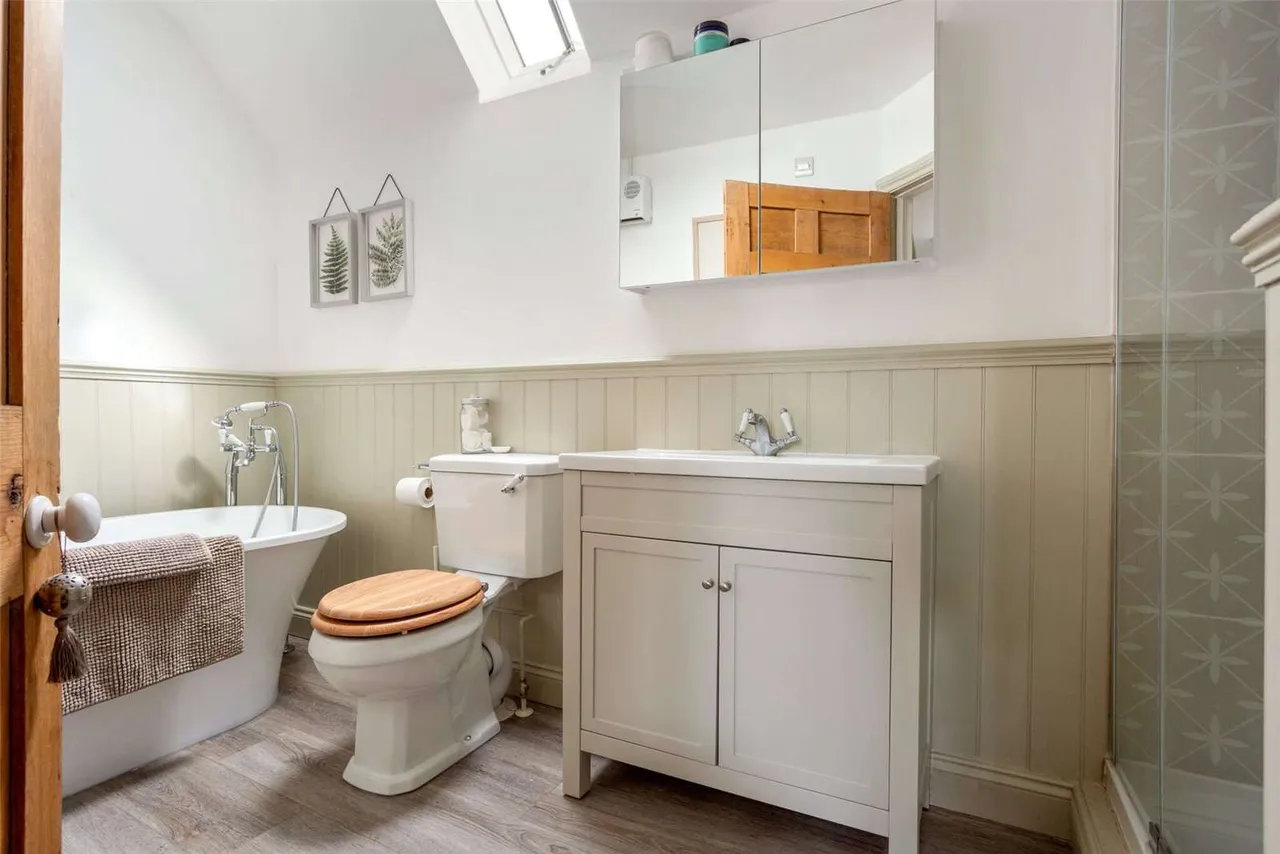 Verdley Place, Fernhurst, GU27, photo 7