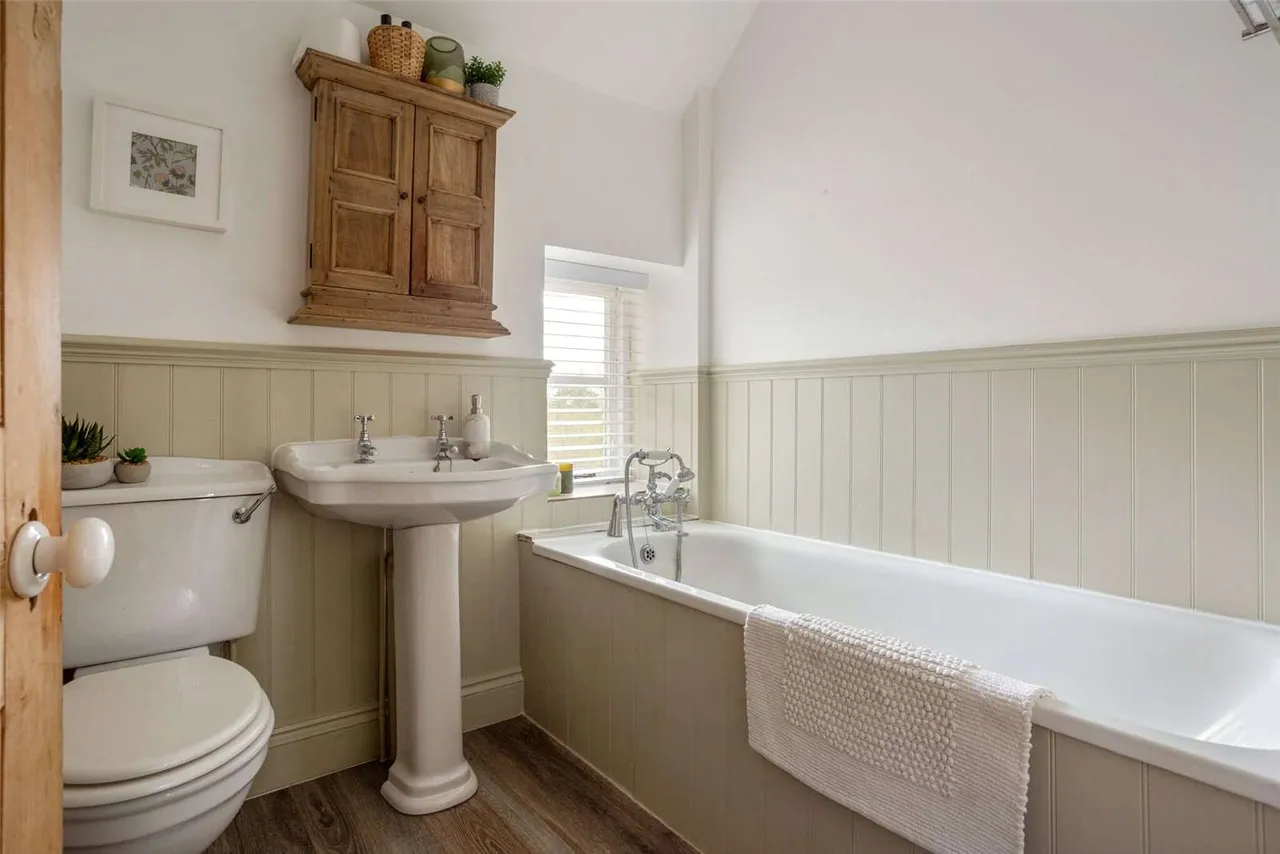 Verdley Place, Fernhurst, GU27, photo 9