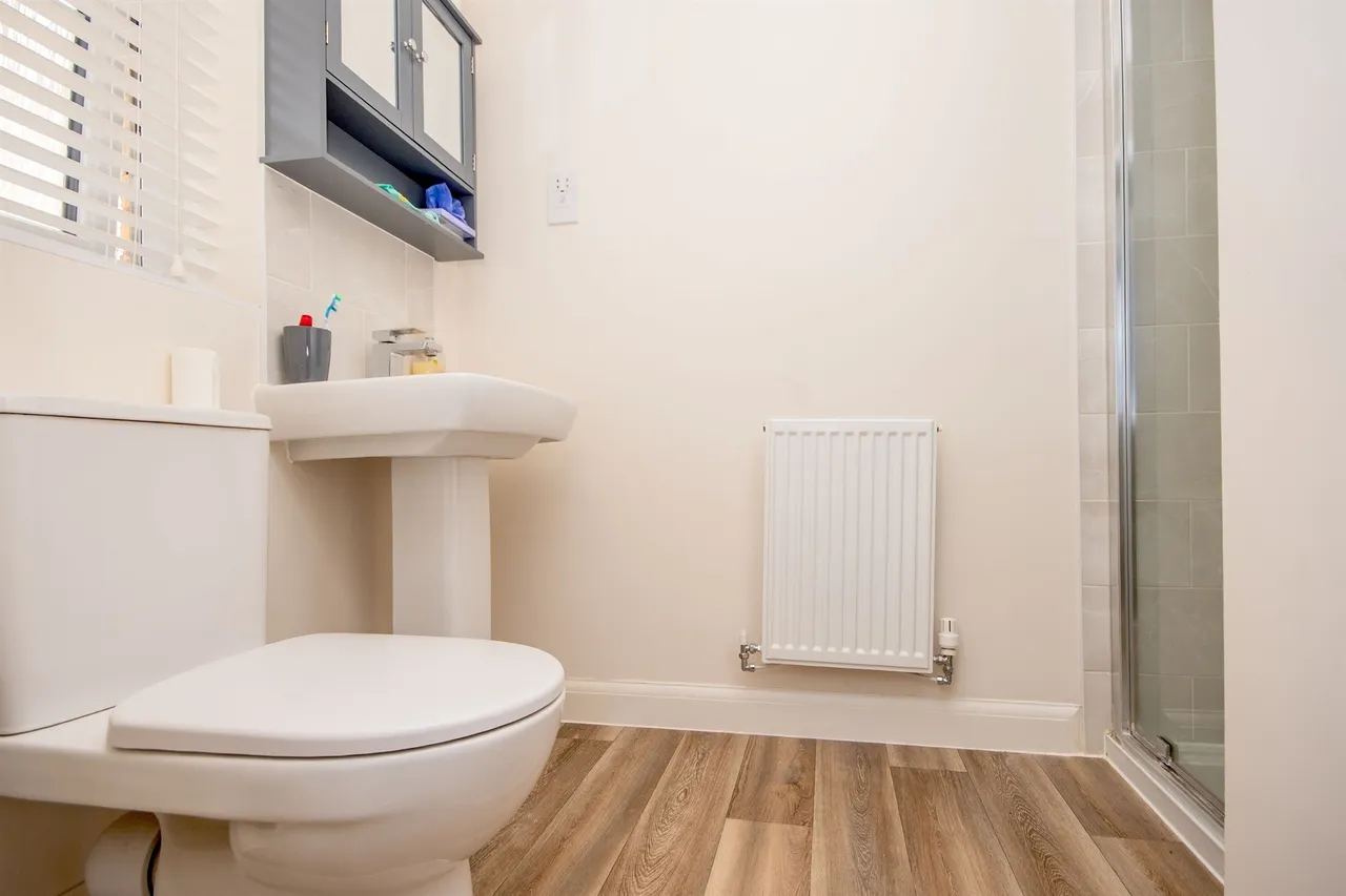 Brockhall Crescent, Kettering, NN15, photo 9