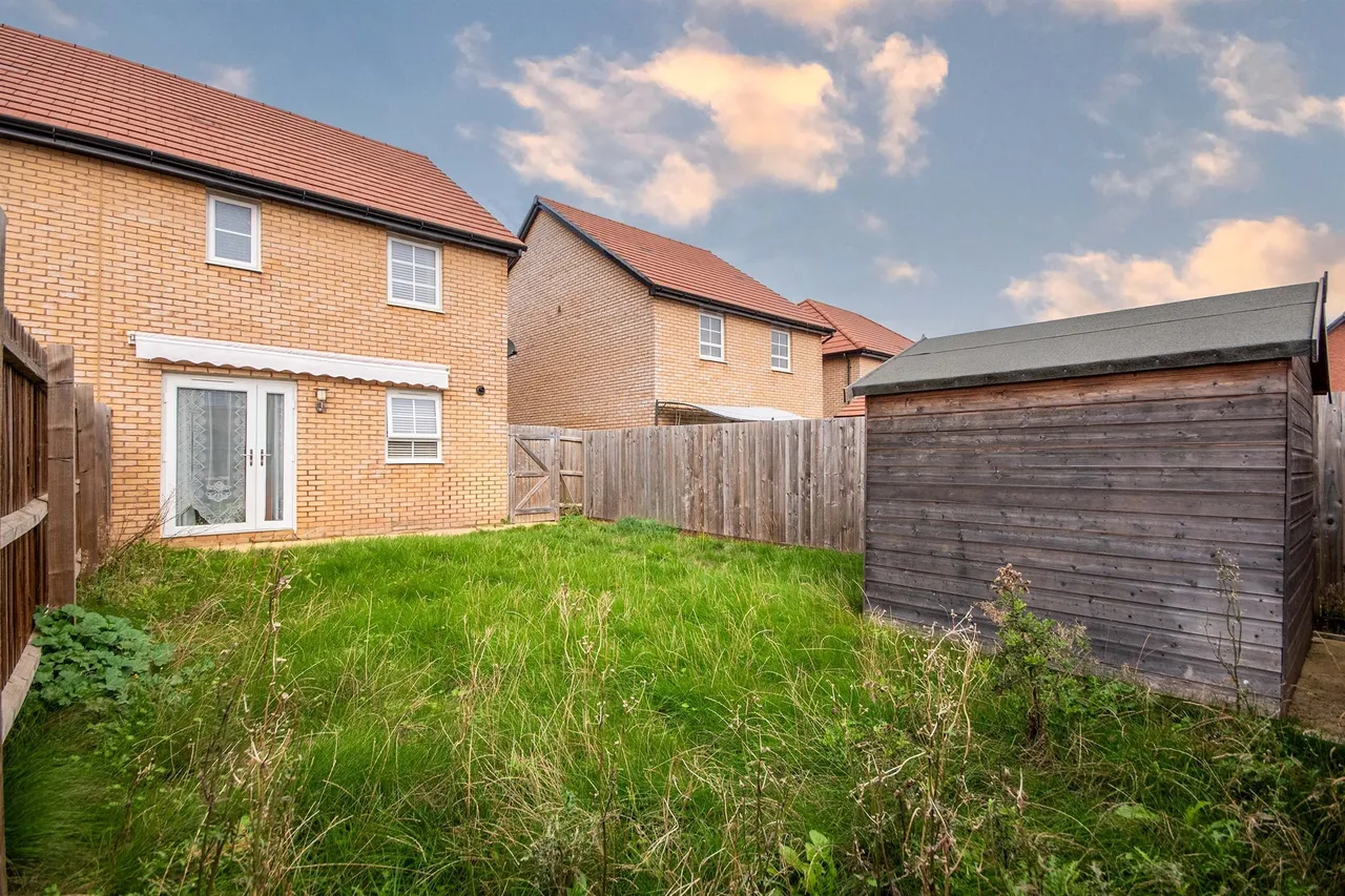 Brockhall Crescent, Kettering, NN15, photo 14