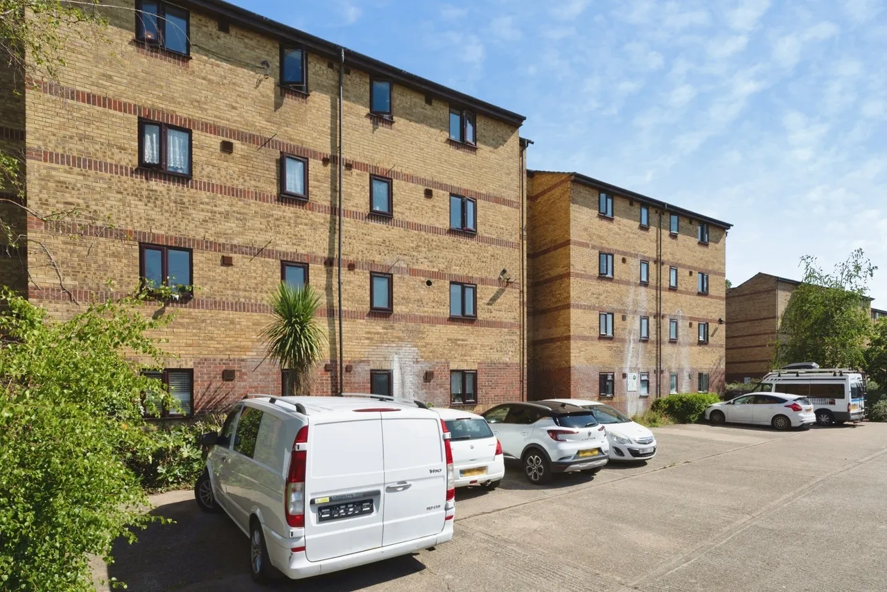 Greenslade Road, Barking, IG11, photo 24
