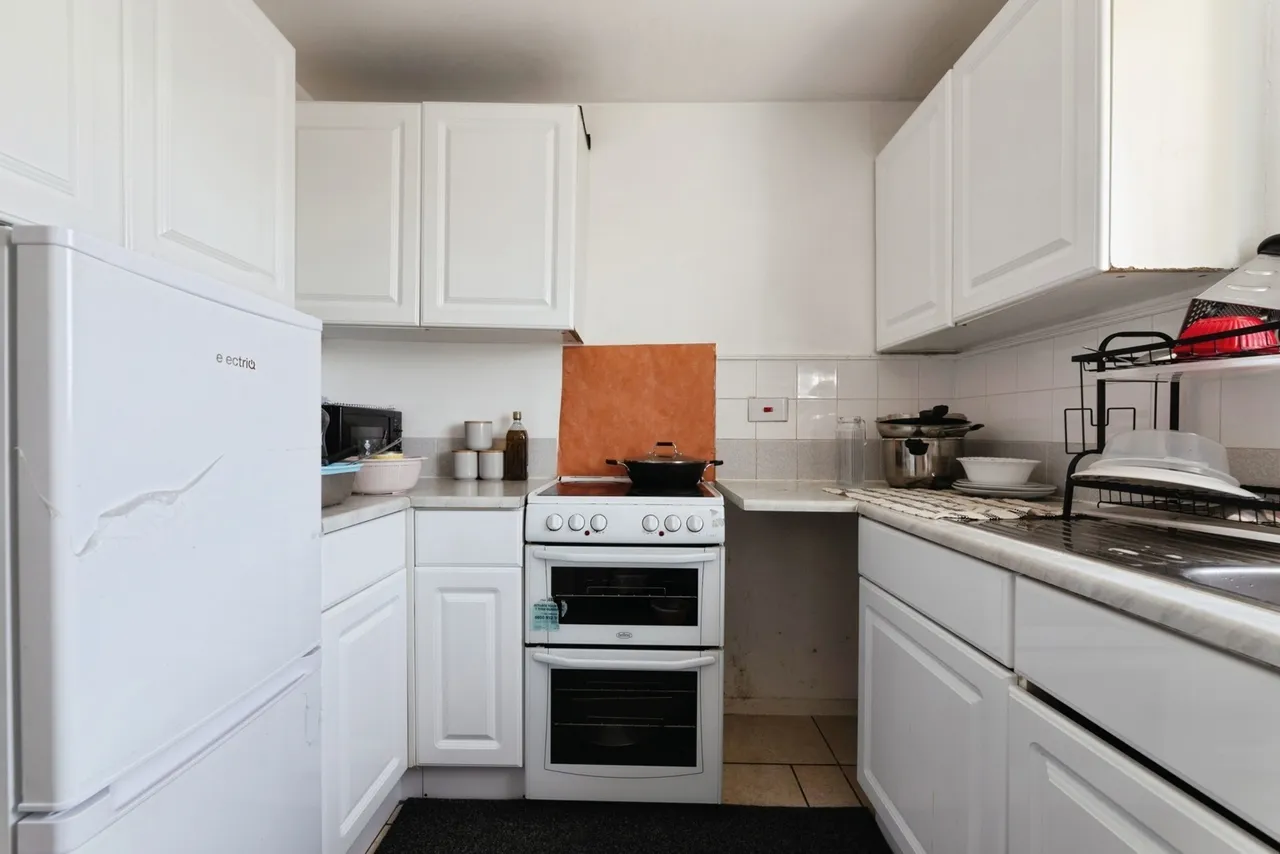 Greenslade Road, Barking, IG11, photo 14