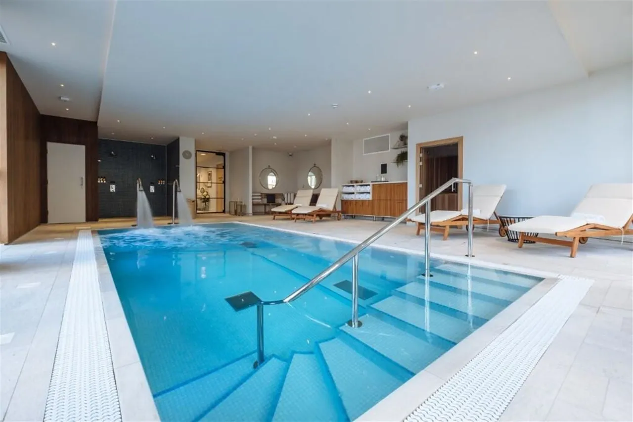 Chapelwood, Wilmslow, photo 4